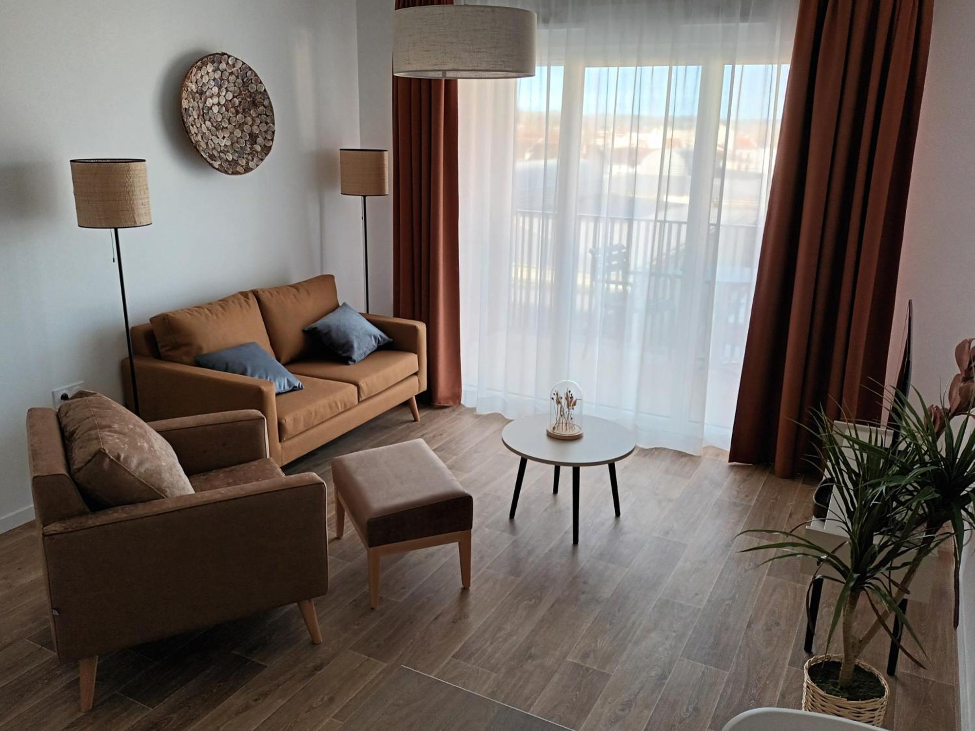 Aparthotel Domitys Les Craies Blanches Mont de Marsan Exterior foto