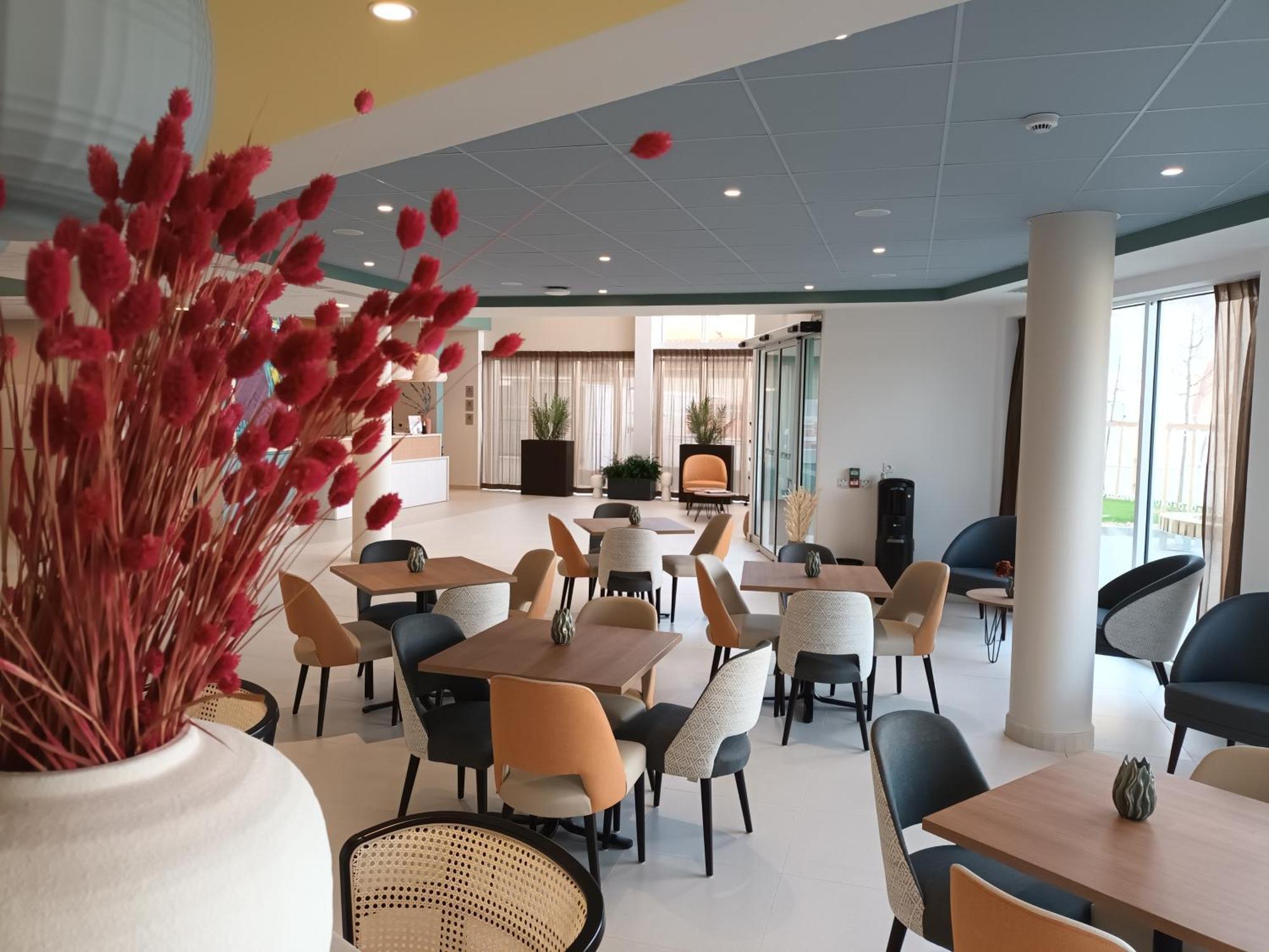 Aparthotel Domitys Les Craies Blanches Mont de Marsan Exterior foto